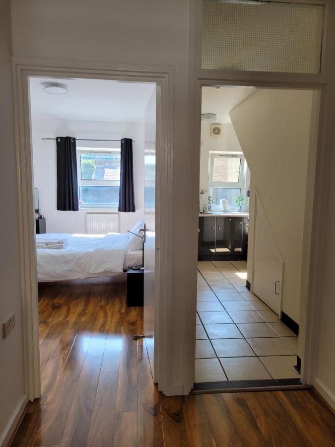 Stunning 1 Bedroom Apartment In London Bagian luar foto